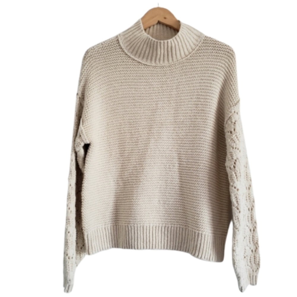Universal thread cream knit mock neck sweater